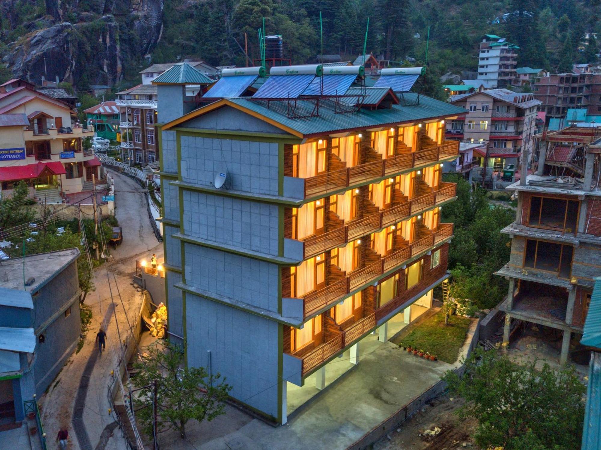 Hotel Swastik Grand Manali Exterior foto